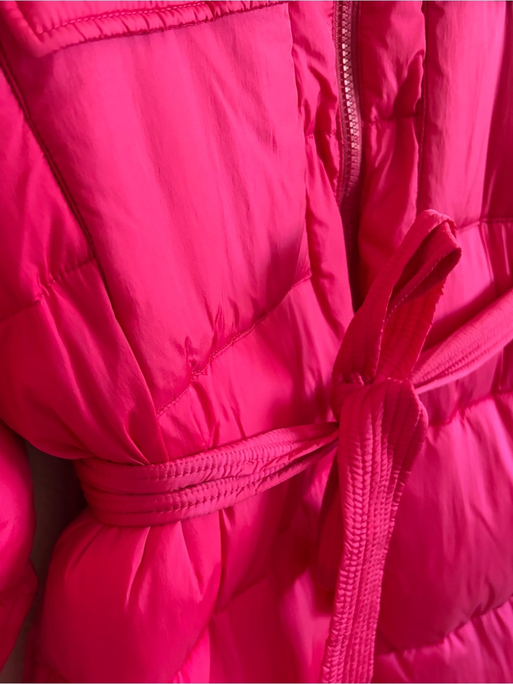 Good American - Women’s Long Puffer Coat with Belt - Hot Pink - Picture 9 of 10